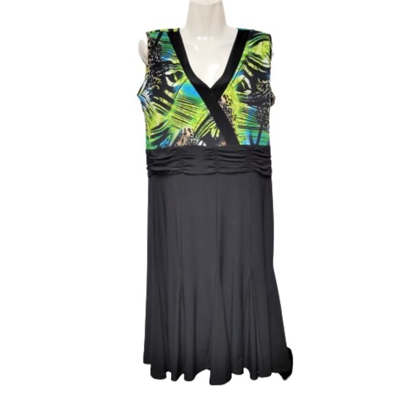 Green and Black Sleeveless Dress Various Sizes  L  XL - NWOT - Picture 1 of 14